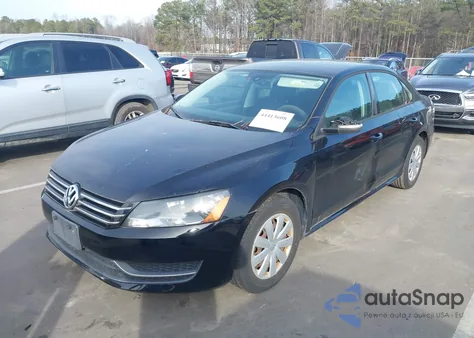 2013 Volkswagen Passat 2.5L S z USA, uszkodzony, nr VIN 1VWAP7A31DC071534